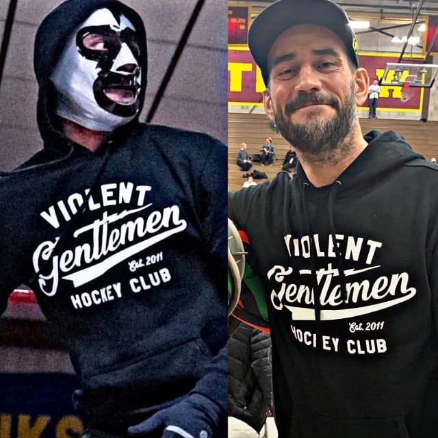 Comparaison entre deux photos de CM Punk, apparu masqué à un show de catch indépendant en 2019.