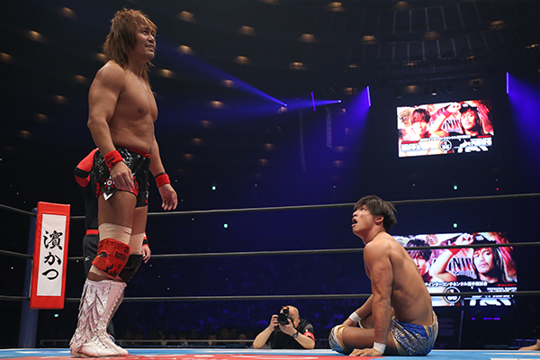 Tetsuya Naito affronte Kota Ibushi à NJPW DOMINION 2019.